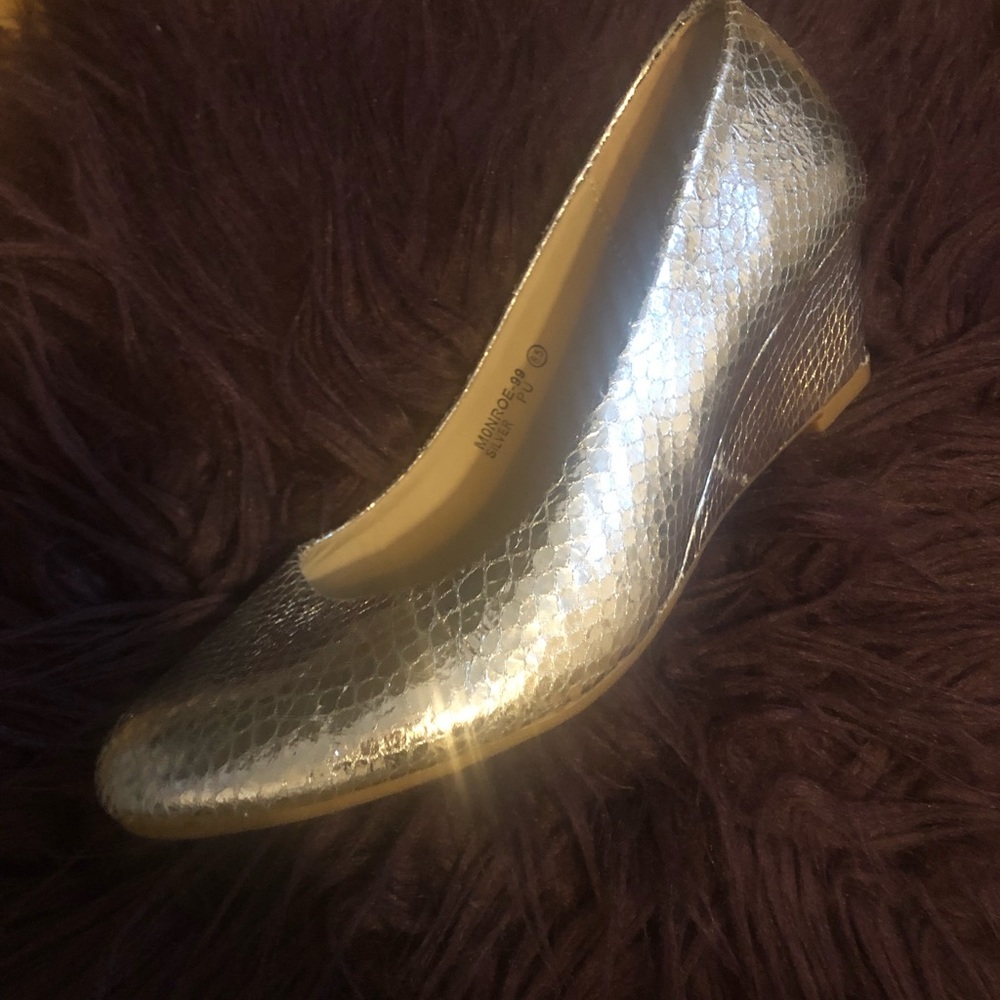 Bella Marie Flat wedge shoes Style Monroe-99